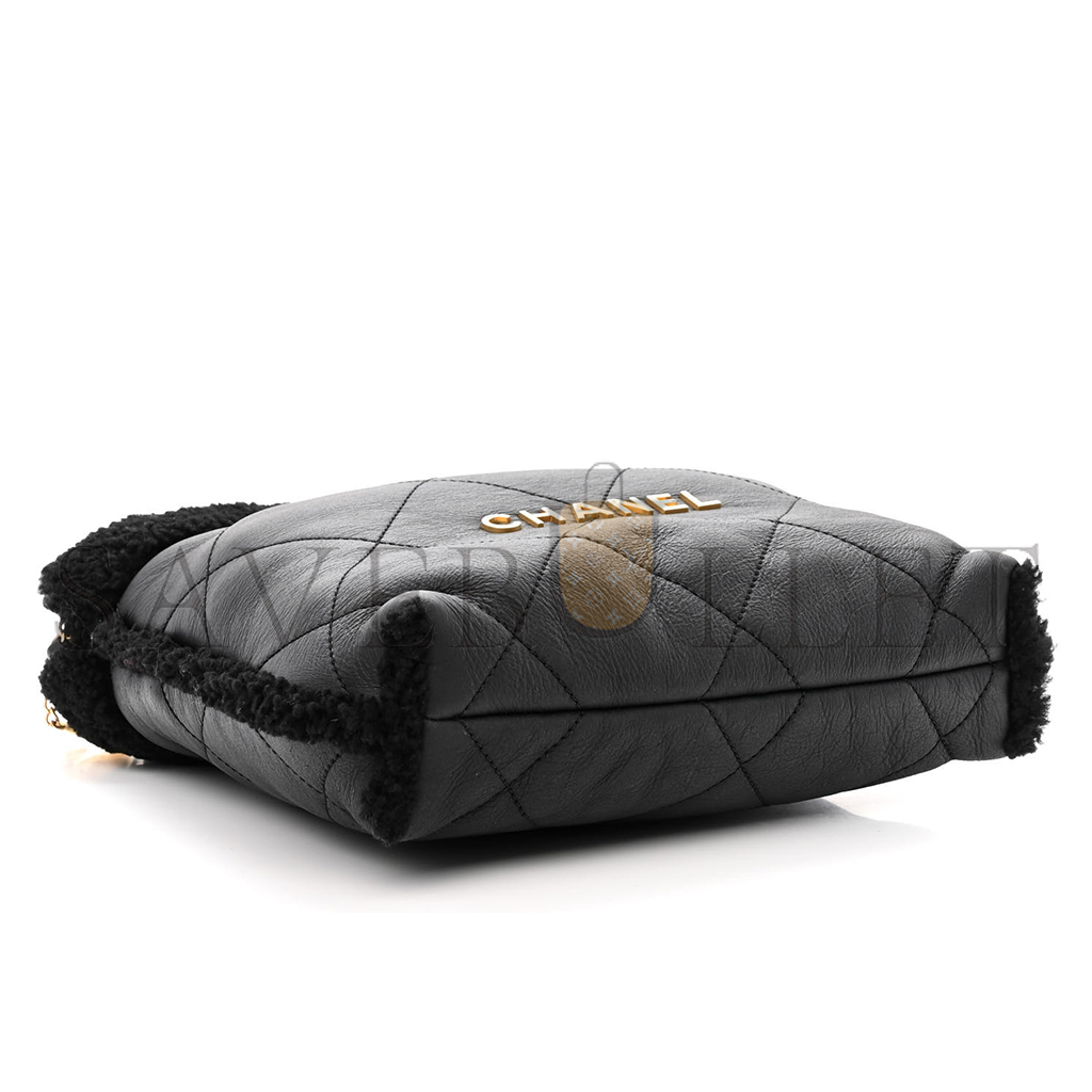 CHANEL MASTER LAMBSKIN SHEARLING QUILTED SMALL CHANEL 22 BLACK AS3260 (30*30*8cm)